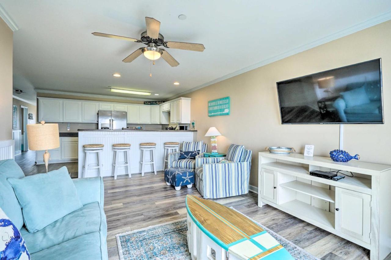 Ocean-View Oak Island Condo, 1 Block To Beach! Luaran gambar