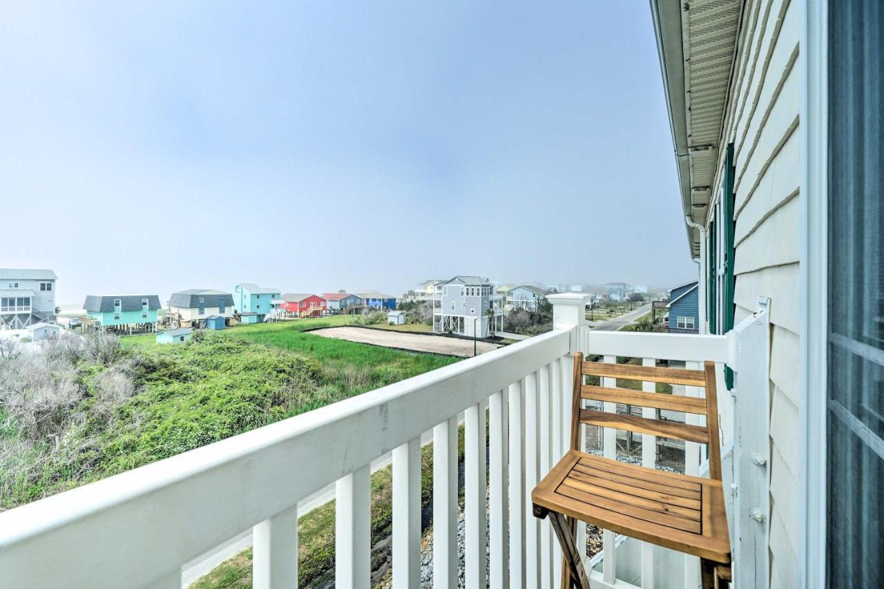 Ocean-View Oak Island Condo, 1 Block To Beach! Luaran gambar